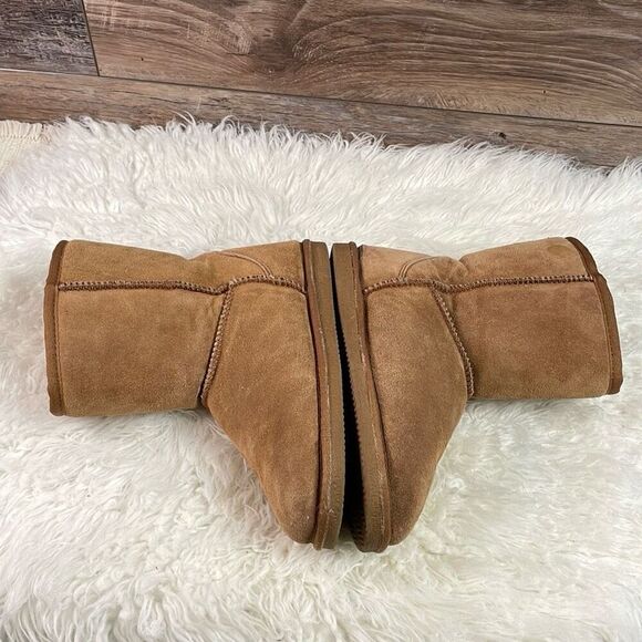 BEACH FEET Suede Sheepskin Wool Lined Classic Low Chestnut Women’s Boot Size 8 - Picture 11 of 16